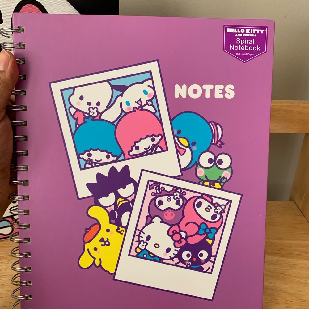 Hello Kitty Bundle - Picture 2 of 4